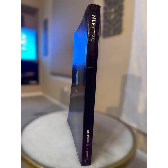 NEPTUNO BAEKSSUEL 1st Photobook. - Picture 3 of 7